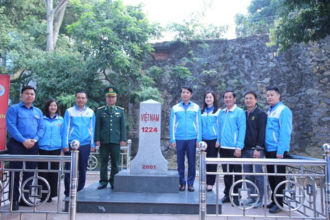Tháng ba, người trẻ khởi động hoạt động nơi biên cương Tổ quốc - Ảnh 2. Tháng ba, người trẻ khởi động hoạt động nơi biên cương Tổ quốc - Ảnh 2.