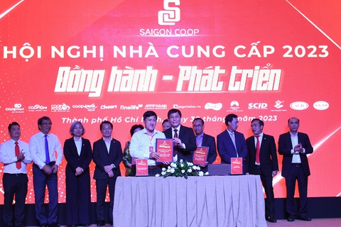 Hơn 600 nhà cung cấp tham gia hội nghị các nhà cung cấp của Saigon Co.op - Ảnh: QUANG ĐỊNH Hơn 600 nhà cung cấp tham gia hội nghị các nhà cung cấp của Saigon Co.op - Ảnh: QUANG ĐỊNH