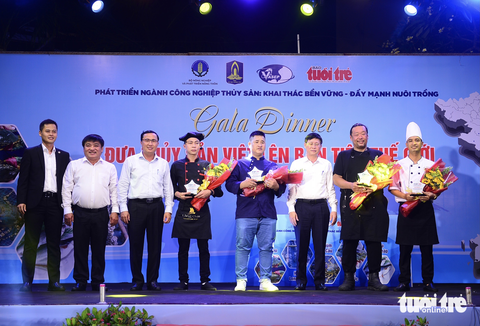 Ngất ngây với những món ăn ‘5 sao’ chế biến từ tinh hoa thủy sản Việt - Ảnh 2. Ngất ngây với những món ăn ‘5 sao’ chế biến từ tinh hoa thủy sản Việt - Ảnh 2.