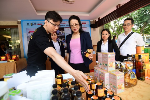 Người Việt sẵn sàng chi 30 USD cho 1kg cá hồi Na Uy và bài học cho thủy sản - Ảnh 2. Người Việt sẵn sàng chi 30 USD cho 1kg cá hồi Na Uy và bài học cho thủy sản - Ảnh 2.
