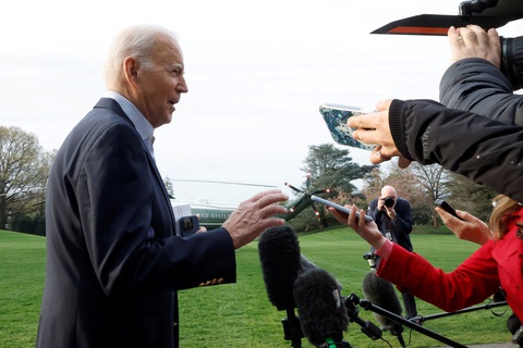 Ông Biden giữ im lặng về việc ông Trump bị truy tố - Ảnh 1. Ông Biden giữ im lặng về việc ông Trump bị truy tố - Ảnh 1.