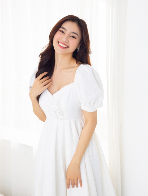 Ninh Dương Lan Ngọc: ‘Tuổi 33 hạnh phúc vì luôn có người thân yêu ở bên’ - Ảnh 2. Ninh Dương Lan Ngọc: ‘Tuổi 33 hạnh phúc vì luôn có người thân yêu ở bên’ - Ảnh 2.