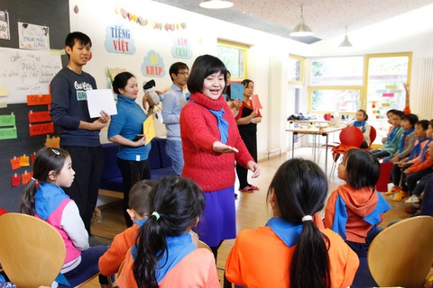Ra mắt chương trình dạy học tiếng Việt cho trẻ em Việt ở nước ngoài - Ảnh 1. Ra mắt chương trình dạy học tiếng Việt cho trẻ em Việt ở nước ngoài - Ảnh 1.