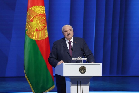 Đồng minh Belarus kêu gọi ngừng bắn ngay ở Ukraine, Nga không vui - Ảnh 1. Đồng minh Belarus kêu gọi ngừng bắn ngay ở Ukraine, Nga không vui - Ảnh 1.
