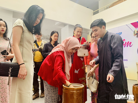 TP.HCM: Đề xuất thành lập bảo tàng số áo dài - Ảnh 3. TP.HCM: Đề xuất thành lập bảo tàng số áo dài - Ảnh 3.