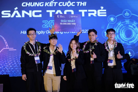 Sáng chế tàu USV tự hành thông minh, giành giải nhất thi sáng tạo khoa học - Ảnh 2. Sáng chế tàu USV tự hành thông minh, giành giải nhất thi sáng tạo khoa học - Ảnh 2.