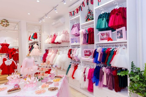 Ó Princess - Váy công chúa nỗ lực vươn lên từ bờ vực phá sản - Ảnh 2. Ó Princess - Váy công chúa nỗ lực vươn lên từ bờ vực phá sản - Ảnh 2.