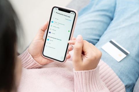 Grab và ZaloPay ‘đi cùng nhau’ - bước ngoặt thúc đẩy thanh toán không tiền mặt - Ảnh 2. Grab và ZaloPay ‘đi cùng nhau’ - bước ngoặt thúc đẩy thanh toán không tiền mặt - Ảnh 2.