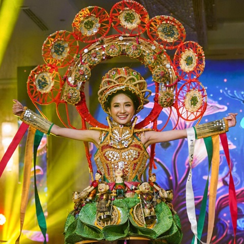 Người đẹp Bến Tre Nguyễn Thanh Hà đăng quang Miss Eco International 2023 - Ảnh 2. Người đẹp Bến Tre Nguyễn Thanh Hà đăng quang Miss Eco International 2023 - Ảnh 2.