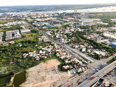 Đường Đồng Văn Cống làm mãi không xong: Cần loại đơn vị thi công yếu kém - Ảnh 1. Đường Đồng Văn Cống làm mãi không xong: Cần loại đơn vị thi công yếu kém - Ảnh 1.
