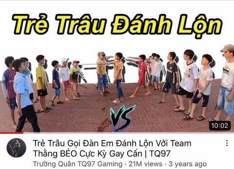 Gắn nhãn hàng với... cờ bạc! - Ảnh 1. Một video dàn dựng cảnh trẻ em đánh nhau có nhiều quảngcáo của sàn thương mại điện tử, nước uống - Ảnh: B.M.