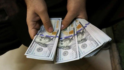 Thiếu USD, các nước nghèo đóng cửa bệnh viện, nhà máy và ngưng chuyến bay - Ảnh 1. Thiếu USD, các nước nghèo đóng cửa bệnh viện, nhà máy và ngưng chuyến bay - Ảnh 1.