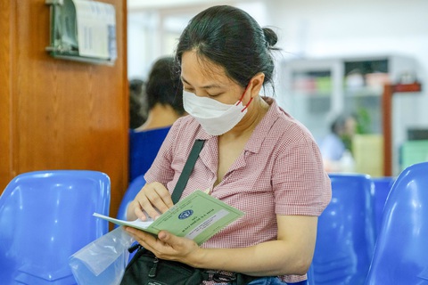 Vì sao bạn đọc phản đối với đề xuất không cho rút bảo hiểm xã hội một lần quá 50%? - Ảnh 1. Vì sao bạn đọc phản đối với đề xuất không cho rút bảo hiểm xã hội một lần quá 50%? - Ảnh 1.