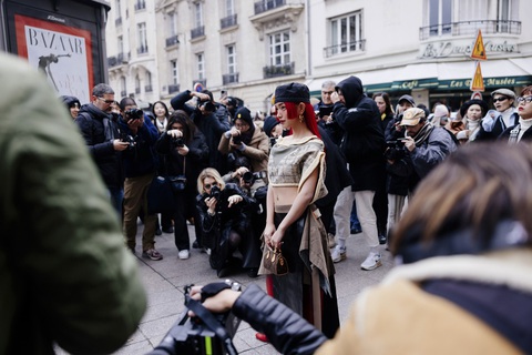 Châu Bùi được Louis Vuitton ‘cưng như trứng’, sánh vai dàn khách mời ‘khủng’ - Ảnh 2. Châu Bùi được Louis Vuitton ‘cưng như trứng’, sánh vai dàn khách mời ‘khủng’ - Ảnh 2.