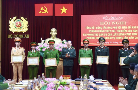 Bài học kinh nghiệm trong tìm kiếm cứu nạn, phòng chống thiên tai - Ảnh 2. Bài học kinh nghiệm trong tìm kiếm cứu nạn, phòng chống thiên tai - Ảnh 2.