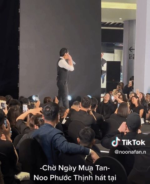 Cover loạt hit 10 năm, giọng hát Noo Phước Thịnh giờ ra sao? - Ảnh 3. Cover loạt hit 10 năm, giọng hát Noo Phước Thịnh giờ ra sao? - Ảnh 3.