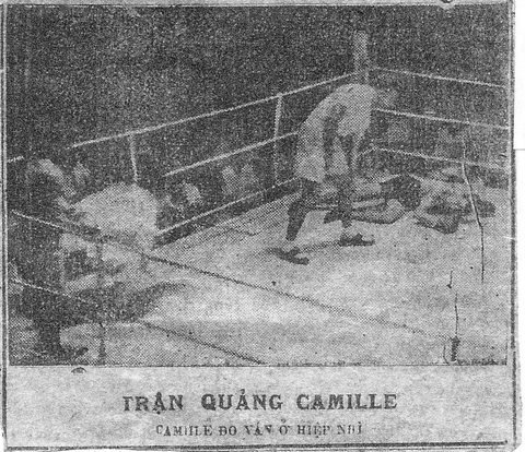 Tay đấm huyền thoại Tiểu Lý Quảng - Ảnh 2. Trận Tiểu Lý Quảng hạ knock-out Camille, một võ sĩ Pháp chỉ trong hai hiệp trên báo chí trước 1945 - Ảnh tư liệu gia đình