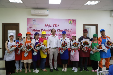 Hội thi ‘Mâm cơm ngày Chủ nhật’ trong Công nhân viên chức lao động - Ảnh 1. Hội thi ‘Mâm cơm ngày Chủ nhật’ trong Công nhân viên chức lao động - Ảnh 1.
