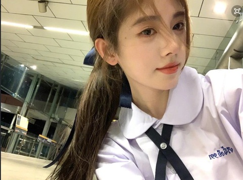 Thái Lan nhắc du khách: Đừng mặc đồng phục học sinh chụp ảnh thiếu thận trọng - Ảnh 2. Thái Lan nhắc du khách: Đừng mặc đồng phục học sinh chụp ảnh thiếu thận trọng - Ảnh 2.
