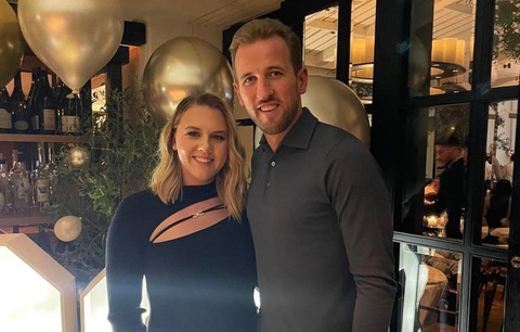 Đại gia bất động sản Harry Kane - Ảnh 1. Vợ chồng Harry Kane là đại gia lĩnh vực bất động sản - Ảnh: Instagram