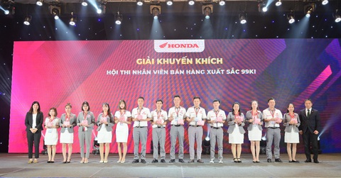 Honda Việt Nam vinh danh ‘Nhân viên bán hàng xuất sắc 99Ki’ - Ảnh 1. Honda Việt Nam vinh danh ‘Nhân viên bán hàng xuất sắc 99Ki’ - Ảnh 1.