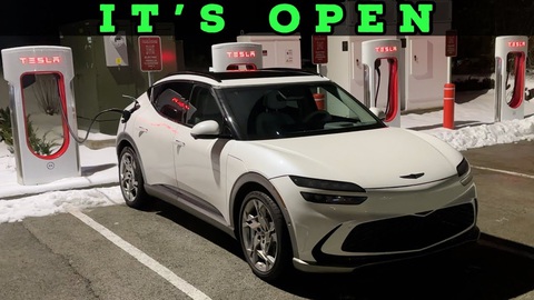 Tesla mở trạm sạc, chủ xe điện khác vẫn chưa thể vui, lý do cực bất ngờ - Ảnh 4. Tesla mở trạm sạc, chủ xe điện khác vẫn chưa thể vui, lý do cực bất ngờ - Ảnh 4.