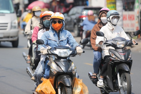 Thời tiết hôm nay 10-3: Nam Bộ sáng mát mẻ trưa nắng gắt, nhiệt độ chênh lệch lớn - Ảnh 1. Thời tiết hôm nay 10-3: Nam Bộ sáng mát mẻ trưa nắng gắt, nhiệt độ chênh lệch lớn - Ảnh 1.