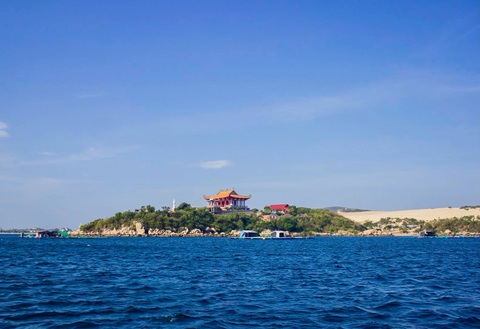 Cung đường ven biển Bắc Khánh Hòa nối những điểm du lịch hoang sơ tuyệt đẹp - Ảnh 7. Cung đường ven biển Bắc Khánh Hòa nối những điểm du lịch hoang sơ tuyệt đẹp - Ảnh 7.