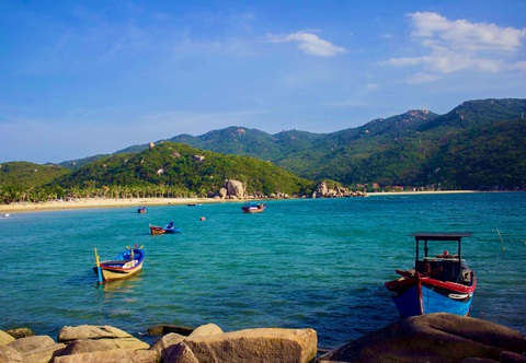 Cung đường ven biển Bắc Khánh Hòa nối những điểm du lịch hoang sơ tuyệt đẹp - Ảnh 9. Cung đường ven biển Bắc Khánh Hòa nối những điểm du lịch hoang sơ tuyệt đẹp - Ảnh 9.