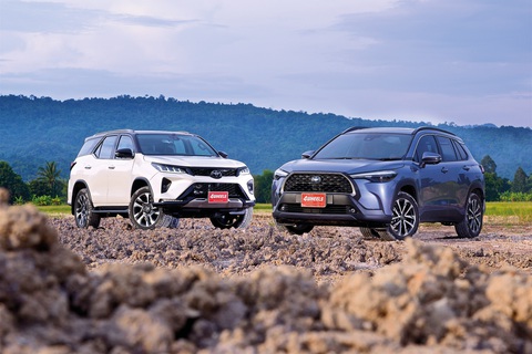 Toyota sắp ra mắt nhiều xe mới: Fortuner thế hệ mới, ‘Corolla Cross’ 7 chỗ và SUV cỡ nhỏ giá mềm - Ảnh 1. Toyota sắp ra mắt nhiều xe mới: Fortuner thế hệ mới, ‘Corolla Cross’ 7 chỗ và SUV cỡ nhỏ giá mềm - Ảnh 1.