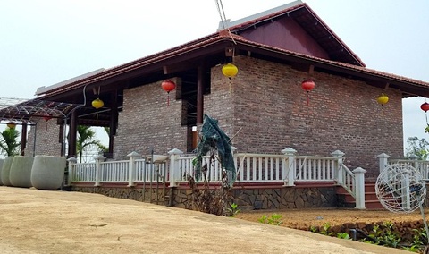 Phó bí thư huyện nói gì về trang trại trên đất chưa cấp sổ đỏ? - Ảnh 3. Phó bí thư huyện nói gì về trang trại trên đất chưa cấp sổ đỏ? - Ảnh 3.