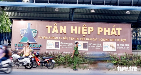 Hình ảnh công an khám xét trụ sở Công ty Tân Hiệp Phát - Ảnh 3. Hình ảnh công an khám xét trụ sở Công ty Tân Hiệp Phát - Ảnh 3.
