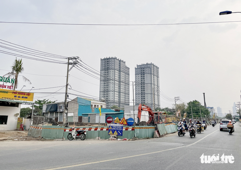 Đường Lương Định Của dài 2,5km làm 8 năm, bây giờ ra sao? - Ảnh 5. Đường Lương Định Của dài 2,5km làm 8 năm, bây giờ ra sao? - Ảnh 5.