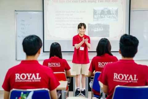 Có một ngôi trường, nơi con được chạm muôn điều con yêu - Ảnh 3. Có một ngôi trường, nơi con được chạm muôn điều con yêu - Ảnh 3.
