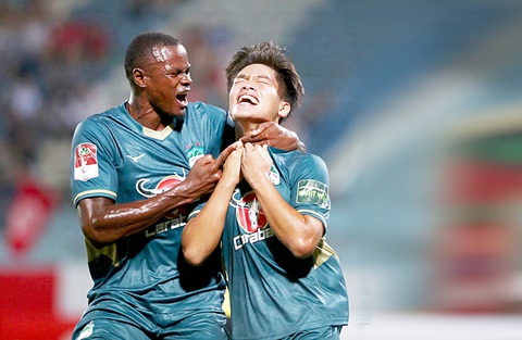 Quốc Việt là một trong những cầu thủ U22 Việt Nam gây ấn tượng ở vòng 5 V-League 2023 - Ảnh: HỮU TẤN Quốc Việt là một trong những cầu thủ U22 Việt Nam gây ấn tượng ở vòng 5 V-League 2023 - Ảnh: HỮU TẤN