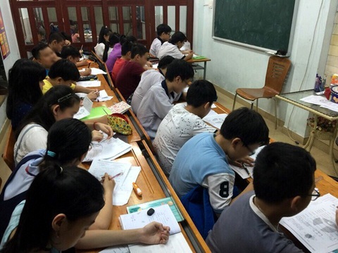 Tin tức sáng 12-4: Sẽ sửa quy định dạy thêm; Giá gạo xuất khẩu tăng cao nhất 10 năm qua - Ảnh 2. Tin tức sáng 12-4: Sẽ sửa quy định dạy thêm; Giá gạo xuất khẩu tăng cao nhất 10 năm qua - Ảnh 2.