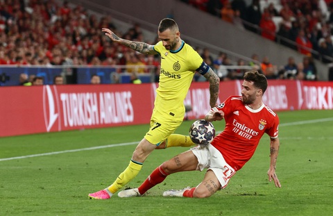 Inter Milan đặt một chân vào bán kết Champions League - Ảnh 3. Inter Milan đặt một chân vào bán kết Champions League - Ảnh 3.