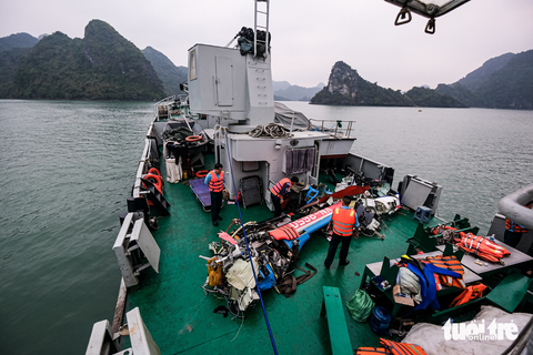 Vụ rơi trực thăng: Gia đình đại tá phi công được ứng bảo hiểm 1,18 tỉ đồng - Ảnh 1. Vụ rơi trực thăng: Gia đình đại tá phi công được ứng bảo hiểm 1,18 tỉ đồng - Ảnh 1.