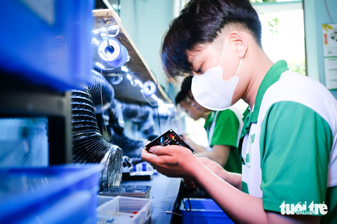 Chế rơ le chống giật bán cả ngàn chiếc mỗi tháng, luôn cháy hàng - Ảnh 4. Chế rơ le chống giật bán cả ngàn chiếc mỗi tháng, luôn cháy hàng - Ảnh 4.