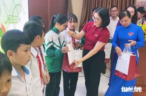 Vững bước tới trường nhờ học bổng Gieo mầm tri thức - Ảnh 3. Vững bước tới trường nhờ học bổng Gieo mầm tri thức - Ảnh 3.