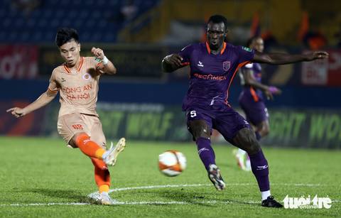 HLV Brazil: Cầu thủ Công An Hà Nội sẽ đóng góp tốt cho U22 Việt Nam ở SEA Games - Ảnh 2. HLV Brazil: Cầu thủ Công An Hà Nội sẽ đóng góp tốt cho U22 Việt Nam ở SEA Games - Ảnh 2.