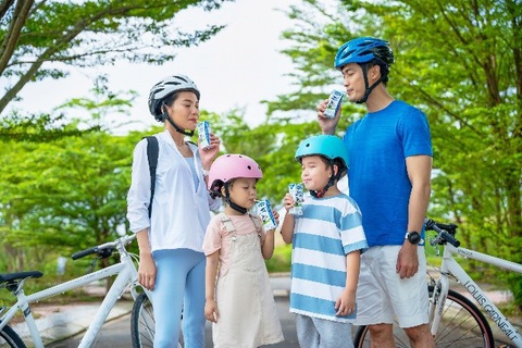 VINAMILK & VTV - 2 thương hiệu lớn ‘bắt tay’ trong dự án mới ‘Việt Nam Vui Khỏe’ - Ảnh 1. Dinh dưỡng kết hợp vận động phù hợp luôn là điều được khuyến khích để có một cuộc sống vui khỏe