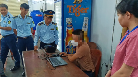 Không xác định được quán hải sản ở Nha Trang có chặt chém hay không - Ảnh 1. Không xác định được quán hải sản ở Nha Trang có chặt chém hay không - Ảnh 1.