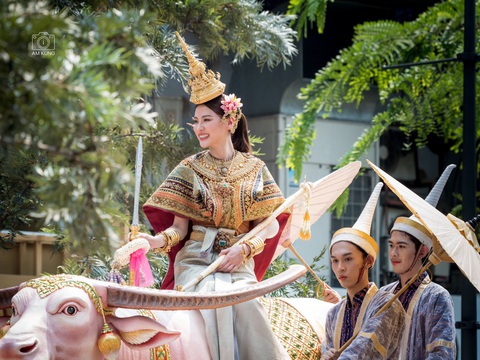 Nữ hoàng té nước Songkran 2023 vẫn là nàng Baifern - Ảnh 1. Nữ hoàng té nước Songkran 2023 vẫn là nàng Baifern - Ảnh 1.