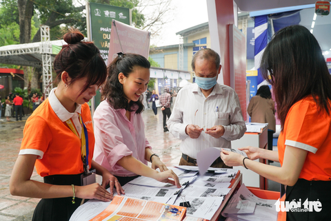 Đa dạng sắc màu văn hóa tại Hội chợ du lịch quốc tế Việt Nam 2023 - Ảnh 4. Đa dạng sắc màu văn hóa tại Hội chợ du lịch quốc tế Việt Nam 2023 - Ảnh 4.
