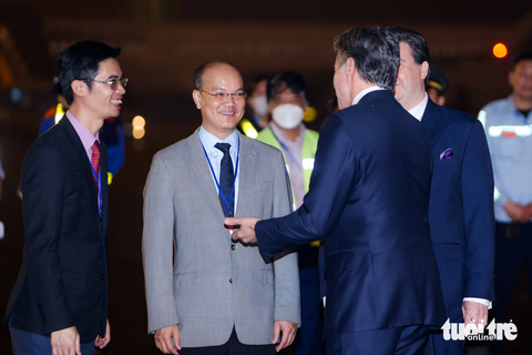 Ngoại trưởng Mỹ Antony Blinken đến Hà Nội, bắt đầu chuyến thăm Việt Nam đầu tiên - Ảnh 4. Ngoại trưởng Mỹ Antony Blinken đến Hà Nội, bắt đầu chuyến thăm Việt Nam đầu tiên - Ảnh 4.