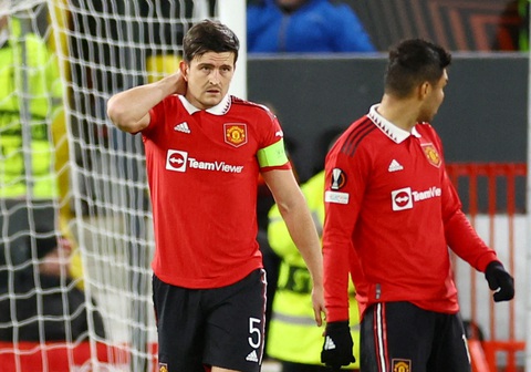 Dẫn 2-0, Man Utd vẫn bị cầm hòa vì hai pha... phản lưới nhà - Ảnh 3. Dẫn 2-0, Man Utd vẫn bị cầm hòa vì hai pha... phản lưới nhà - Ảnh 3.