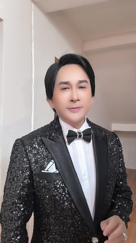 Kim Tử Long mất 100 triệu mua bảo hiểm vì... quên - Ảnh 3. Kim Tử Long mất 100 triệu mua bảo hiểm vì... quên - Ảnh 3.