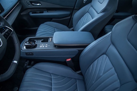Báo Mỹ đánh giá SUV điện Nissan Ariya đã đăng ký tại Việt Nam: Là xe tốt nhất của Nissan hiện tại - Ảnh 16. Báo Mỹ đánh giá SUV điện Nissan Ariya đã đăng ký tại Việt Nam: Là xe tốt nhất của Nissan hiện tại - Ảnh 16.