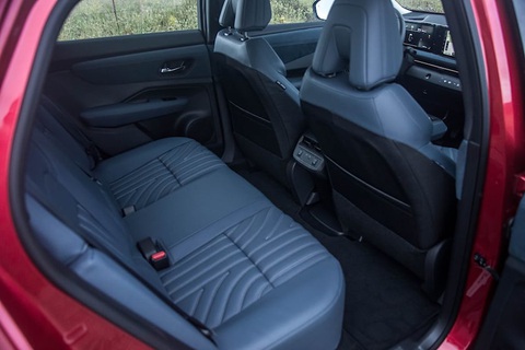 Báo Mỹ đánh giá SUV điện Nissan Ariya đã đăng ký tại Việt Nam: Là xe tốt nhất của Nissan hiện tại - Ảnh 15. Báo Mỹ đánh giá SUV điện Nissan Ariya đã đăng ký tại Việt Nam: Là xe tốt nhất của Nissan hiện tại - Ảnh 15.